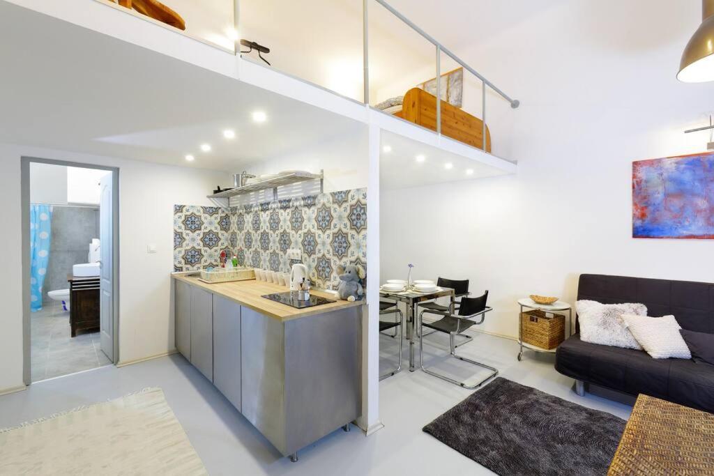 Vacation Boutique Apartment
